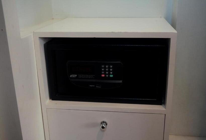 اتاق لوکس, Casablanca Suites Near Airport