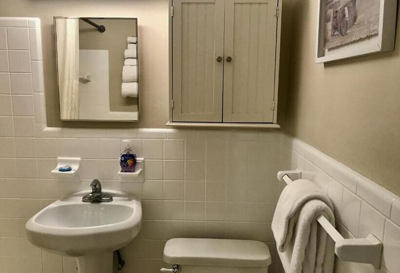 ベーシックワンルーム, Casitas Coral Ridge