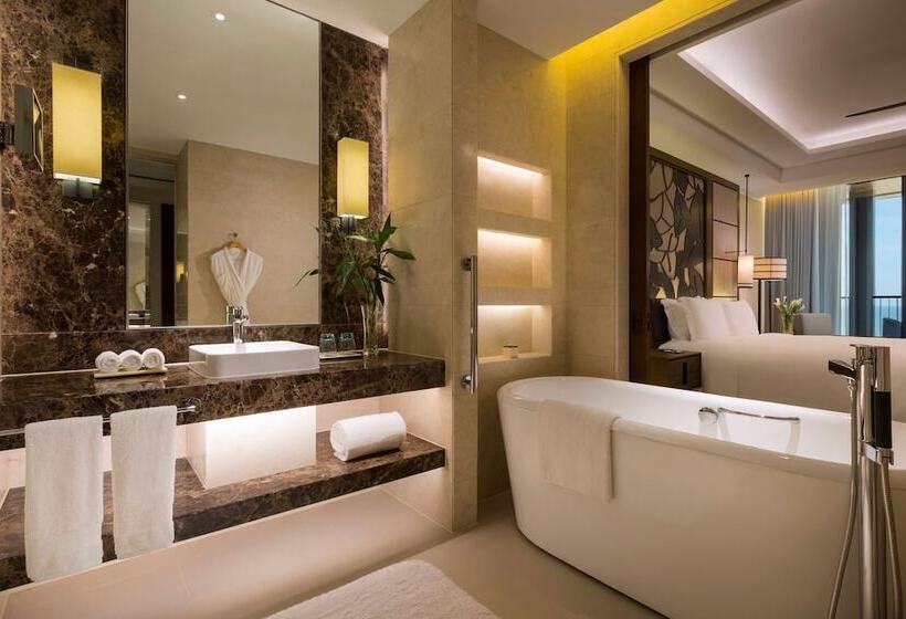 Quarto Executivo, Hilton Wenchang