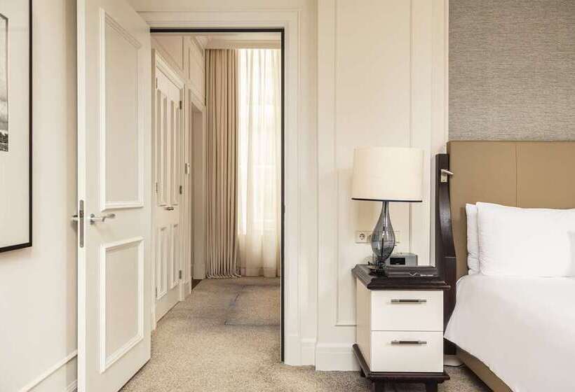 סוויטה עם נוף, Hilton Wenchang