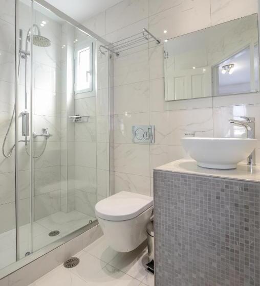 غرفة قياسية, Ilion