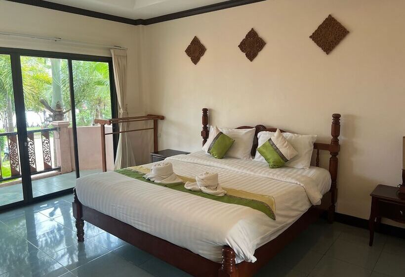 Habitació Deluxe, Lanta Seafront Resort