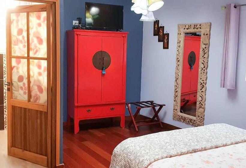 ベーシックルーム, Domaine De Rochebelle