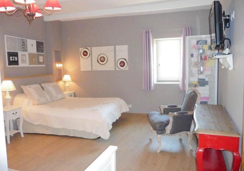 スタンダード4人部屋, Domaine De Rochebelle