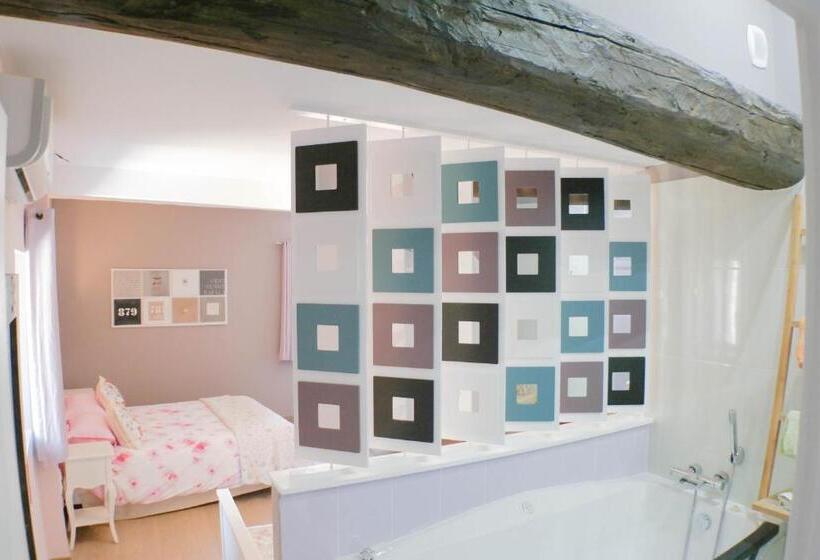 スタンダード4人部屋, Domaine De Rochebelle