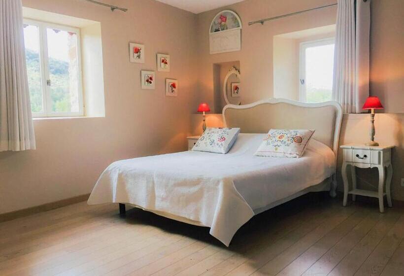 デラックスの4人部屋, Domaine De Rochebelle