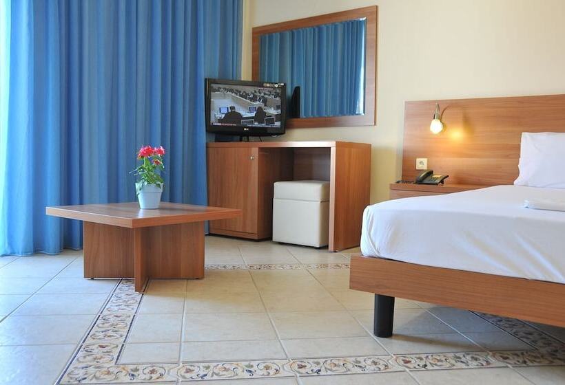 חדר סטנדרט לשלושה, Lido