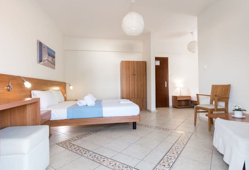 חדר סטנדרט לשלושה, Lido