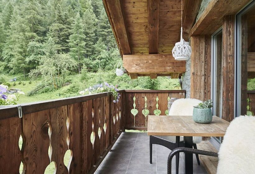 Quarto Estandar, Matthiol Boutique