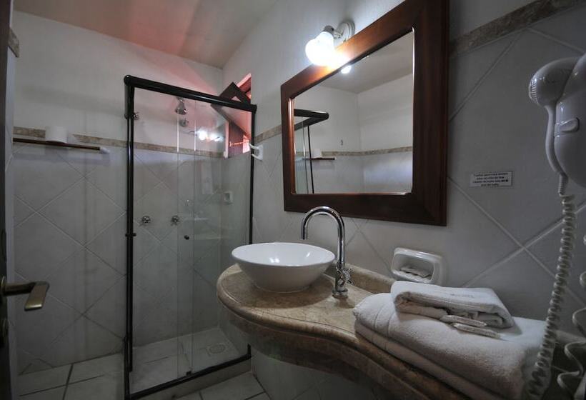 高级三人间, Pousada Villegaignon