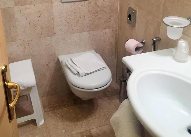 غرفة إقتصادية, Principe Marmolada