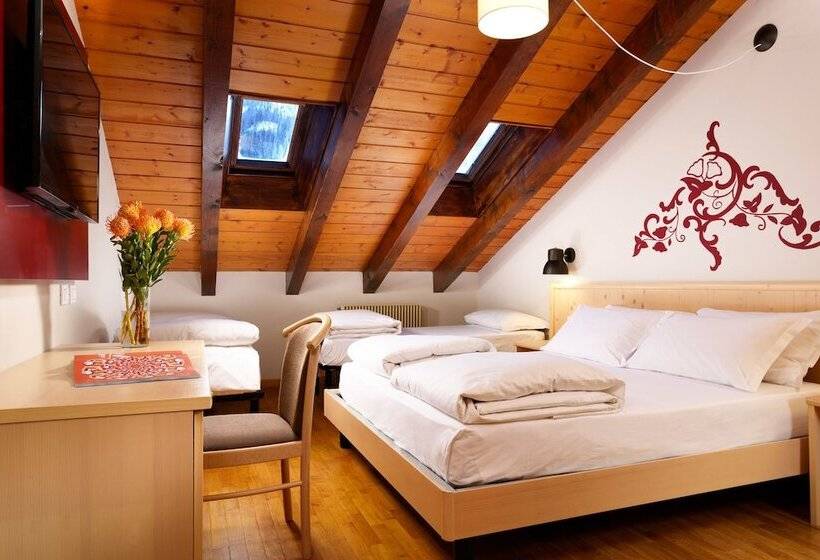 غرفة قياسية رباعية, Principe Marmolada