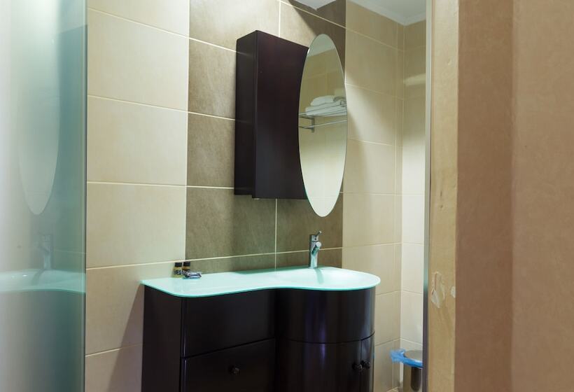 سوییت, The Residence Suites Adults Only