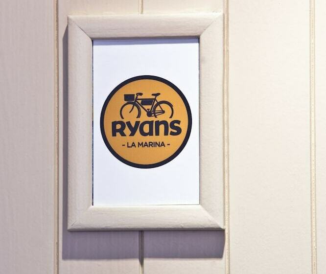 スタンダードルーム, Ryans La Marina