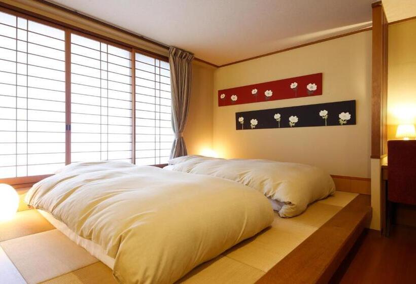 수피리어 룸, Sarusawaike Yoshidaya