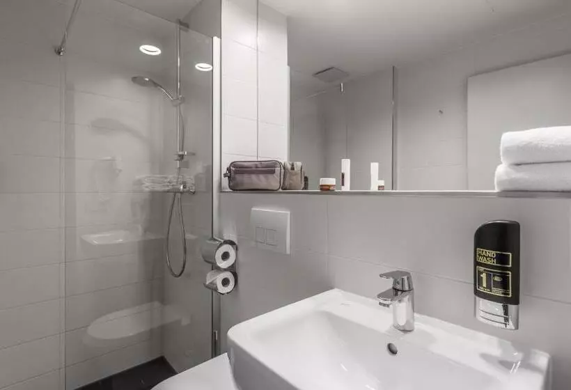 اتاق استاندارد یک نفره, Serways Hotel Bruchsal West