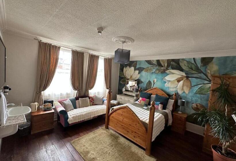 חדר דלוקס, The Mansion House