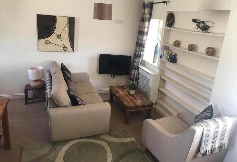 בית, חדר שינה 1, The Mansion House