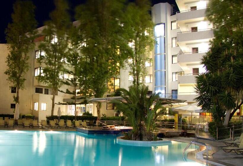 سوییت سوپریور, The Residence Suites Adults Only