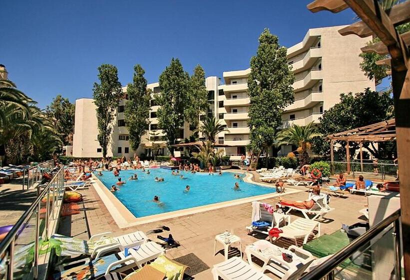 سوییت سوپریور, The Residence Suites Adults Only