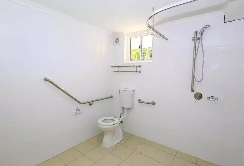 Deluxe-huone Soveltuu Liikuntarajoitteisille, Best Western Casula Motor Inn