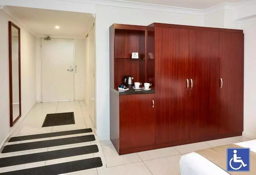 Deluxe-huone Soveltuu Liikuntarajoitteisille, Best Western Casula Motor Inn