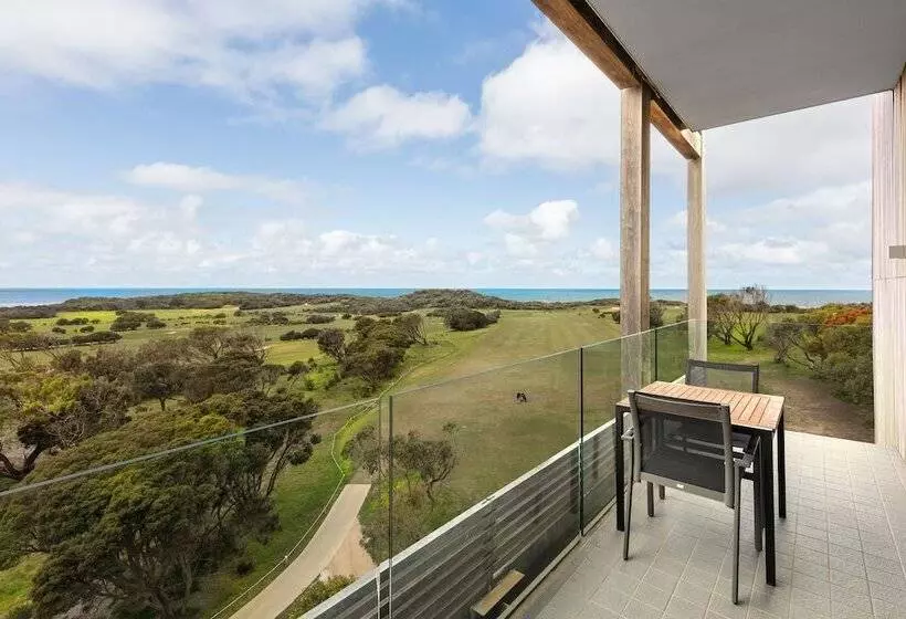 オーシャンビューのプレミアムルーム。, Racv Torquay Resort