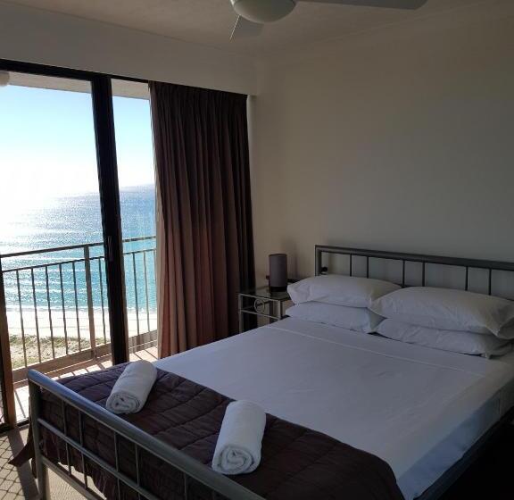 Superior 2-bedroom flat with sea view, Royal Palm Resort On The Beach