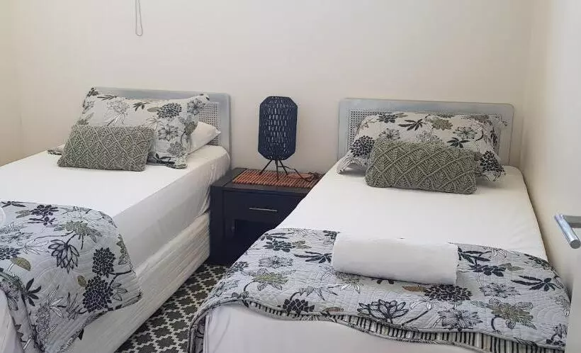 آپارتمان 3 خوابه با چشم‌انداز دریا, Royal Palm Resort On The Beach