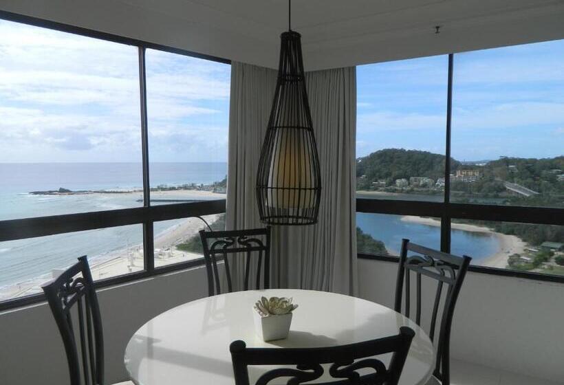 Superior 3-bedroom flat with sea view, Royal Palm Resort On The Beach