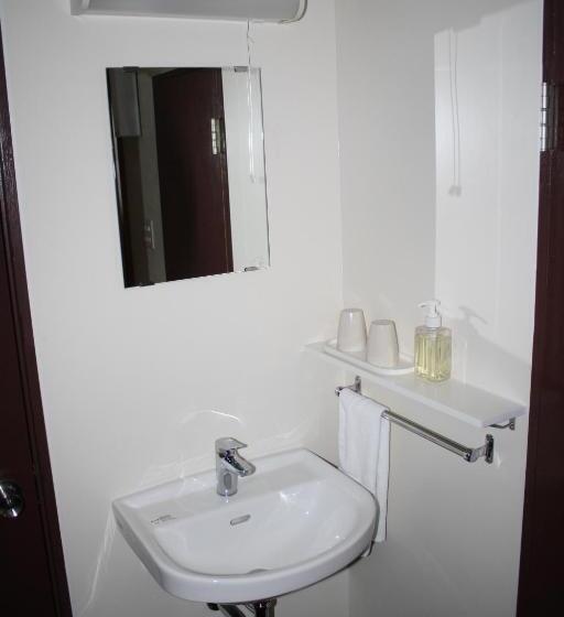 스탠다드 룸 공동 욕실, Grand Toya