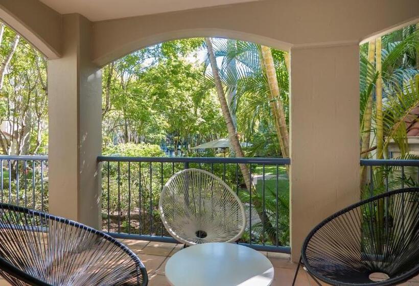 Апартаменты 3 Спальни, Sanctuary Lake Apartments