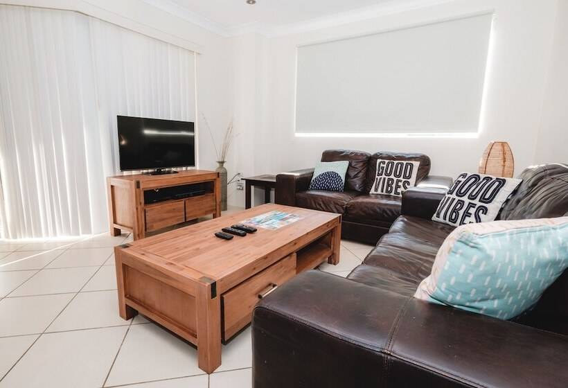 带3个卧室的公寓, Sanctuary Lake Apartments