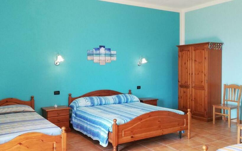 غرفة قياسية رباعية مطلة على البحر, Agriturismo Masseria Tufaro