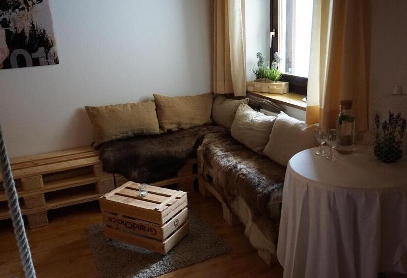 חדר סטנדרט נוף להרים, Buehlerhof Agriturismo, Obst &weingut, Urlaub Mit Hund, Pferde, Bauernhof, Brixen