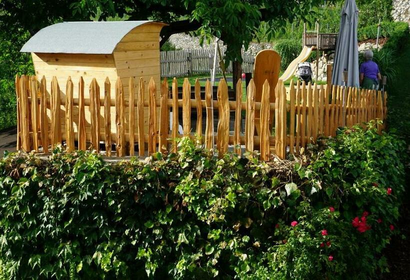 דירת שני חדרים, Buehlerhof Agriturismo, Obst &weingut, Urlaub Mit Hund, Pferde, Bauernhof, Brixen