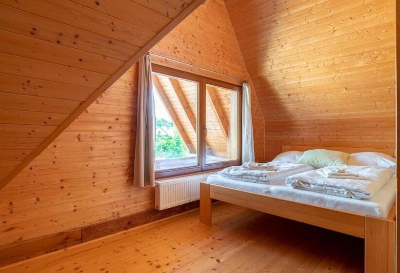 דירת חדר, Cedrový Penzion