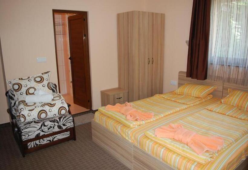 חדר דלוקס, Guest House Savina