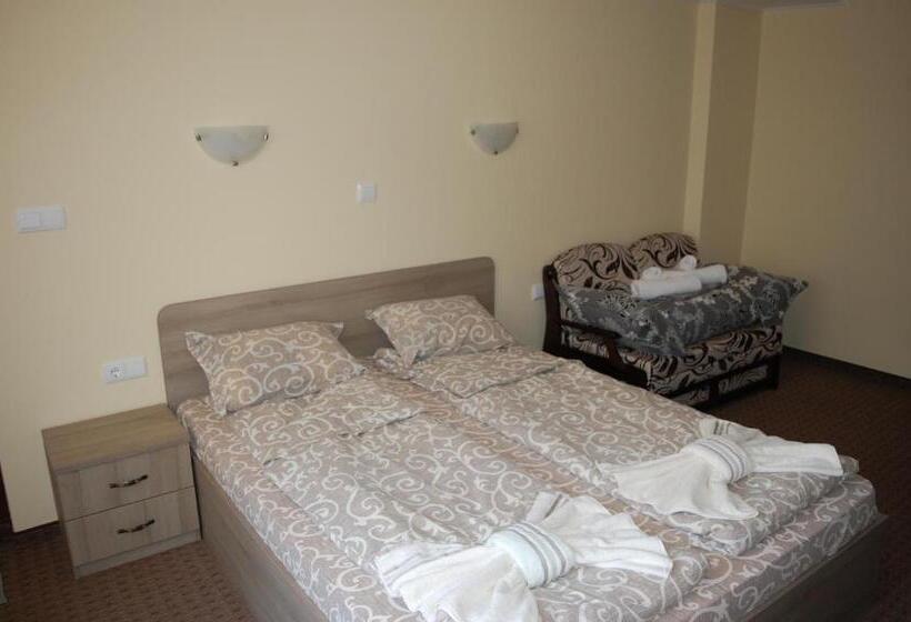 חדר דלוקס, Guest House Savina