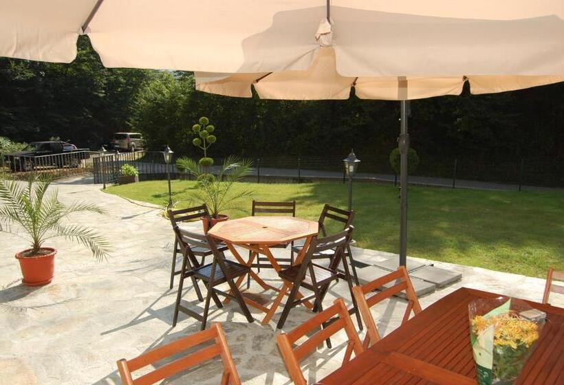 חדר דלוקס, Guest House Savina