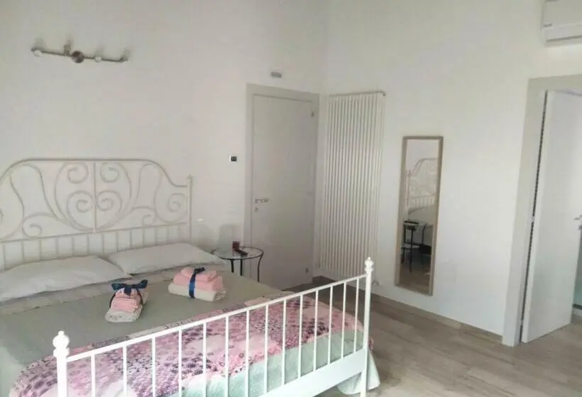 Standard-huone Puutarhanäkymä, B&b La Casa Di Giuliana