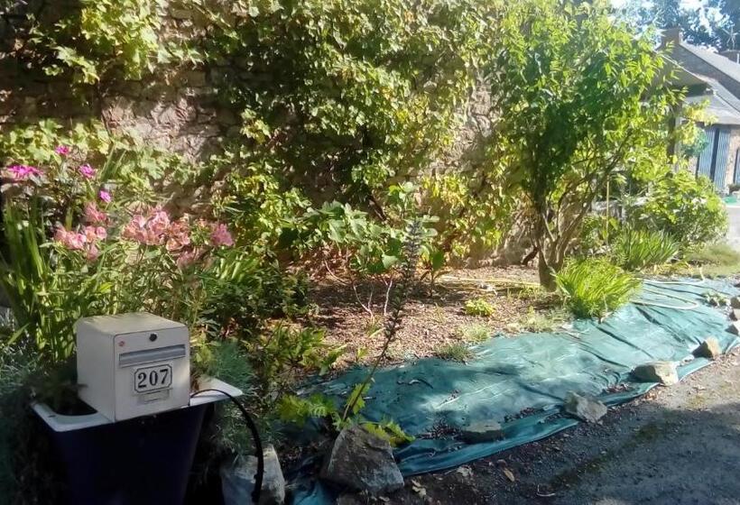 חדר סטנדרט, Bienvenue Chez Joëlle Et André Au 207