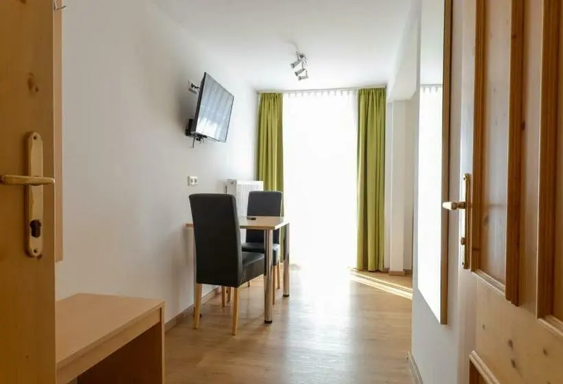 スタンダードシングルルーム, Gasthof Pension Riedl