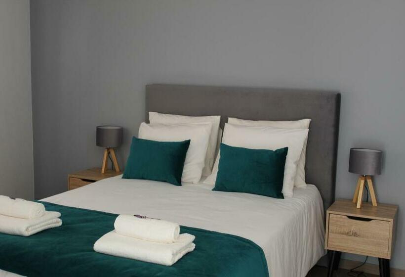 غرفة قياسية, Alojarte