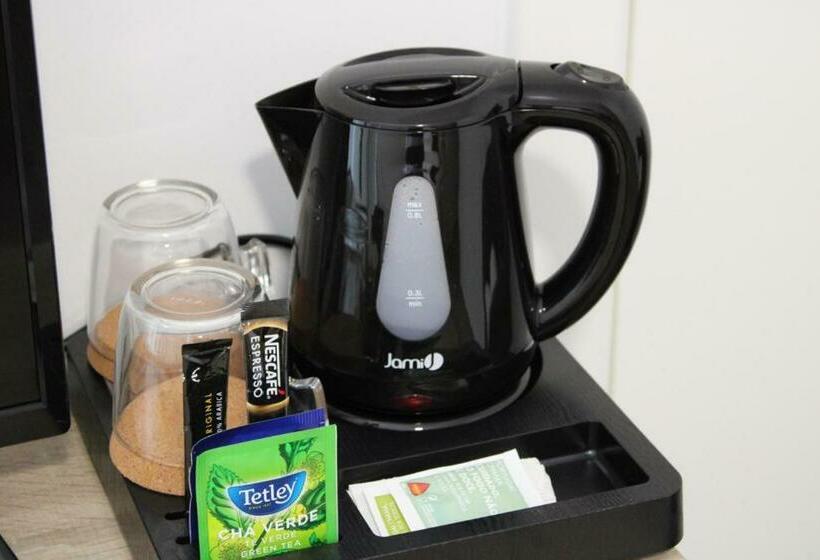 غرفة قياسية, Alojarte