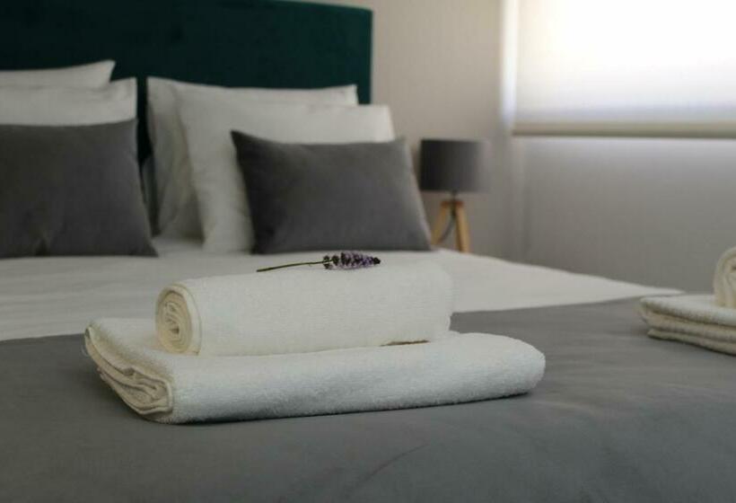 غرفة عائلية, Alojarte