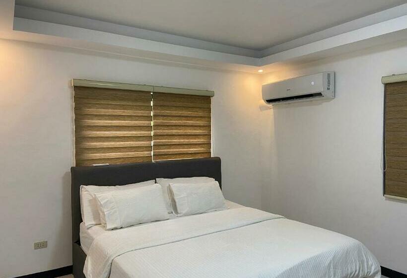 חדר דלוקס עם מיטת קינג, L’hyacinth Hotel And Resort