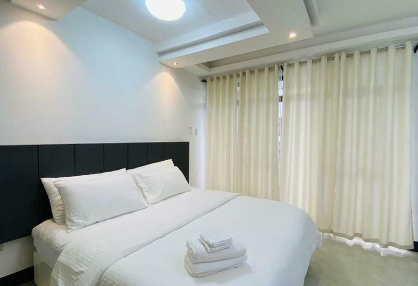 חדר דלוקס עם מיטת קינג, L’hyacinth Hotel And Resort