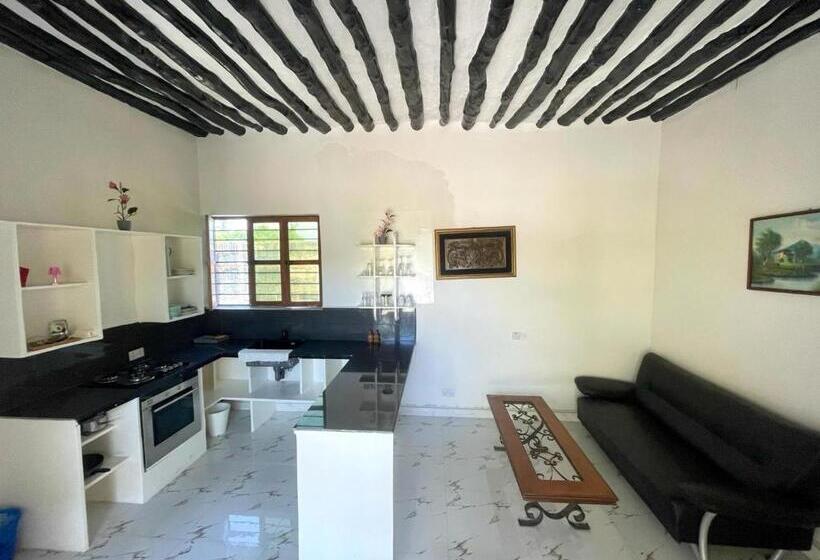 شقة غرفتين, Malik Villa Matemwe