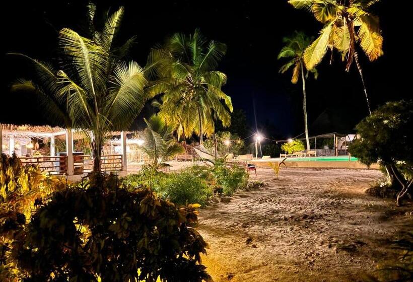 بنجلو عائلى, Malik Villa Matemwe